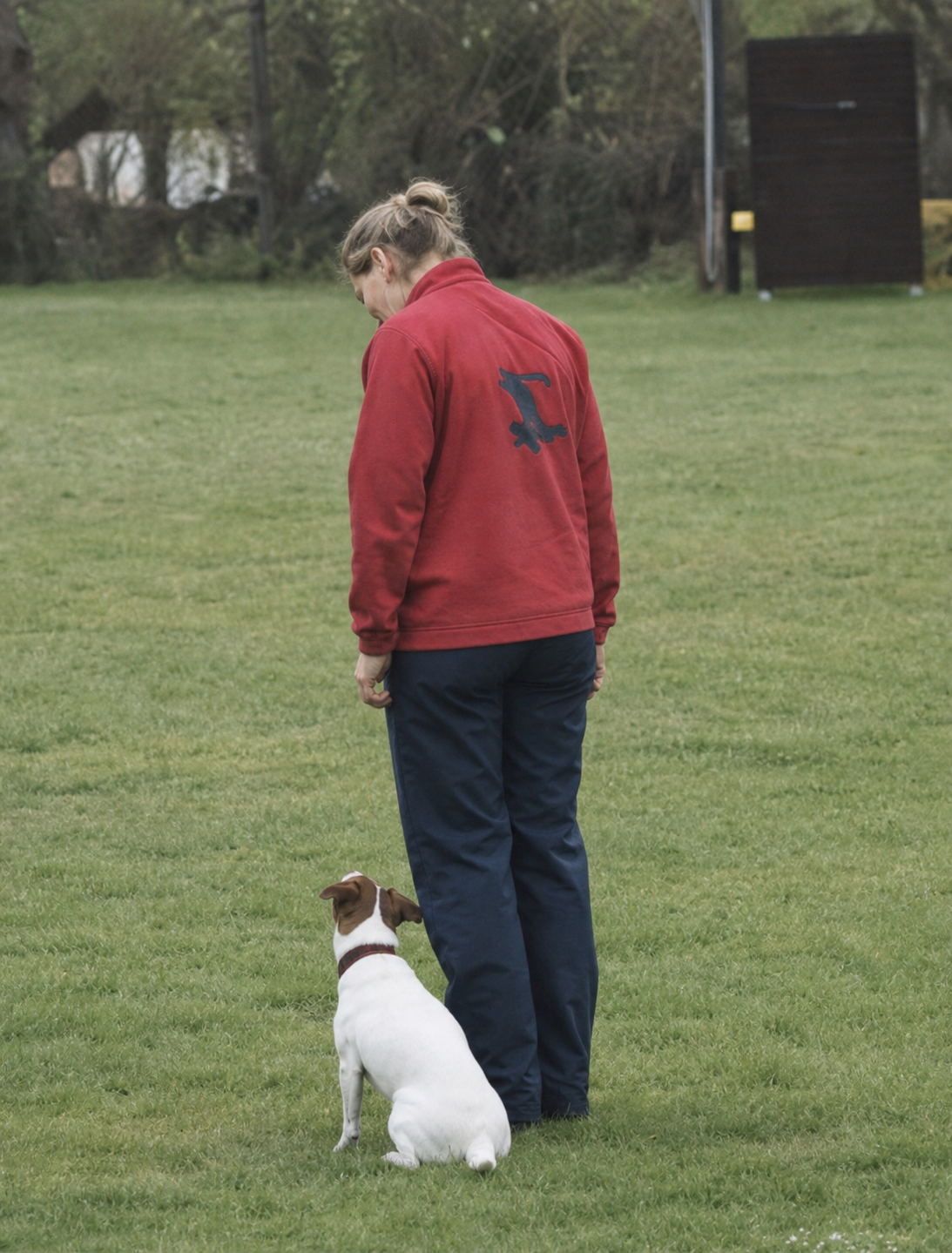 Melanie Leibold mit ihrem ersten Hund Ben beim Hundesport